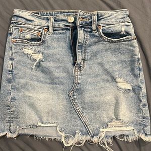 Size 4 American Eagle Jean skirt